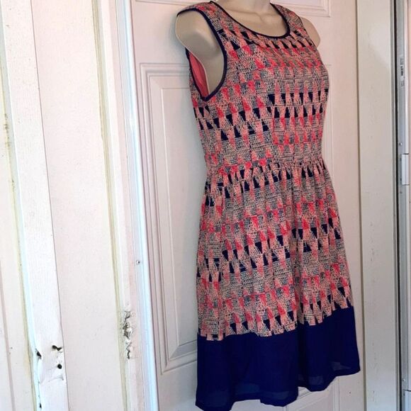 YA LOS ANGELES Pink and Blue Midi Over the Knee Dress Blue Hem Sleeveless Medium - Picture 2 of 14